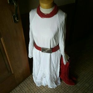 Gianni Bini cut out shoulder, white lace dress